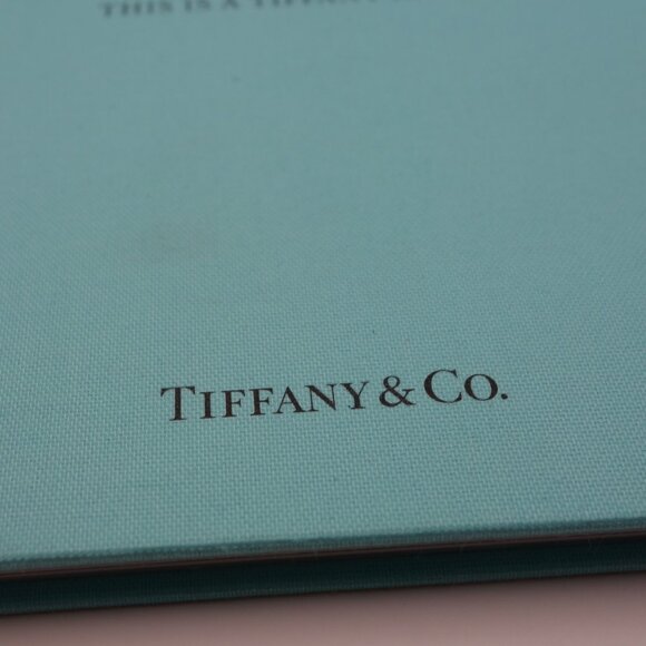 Tiffany & Co. This Is A Tiffany Ring Book (Chinese) - Picture 3 of 16